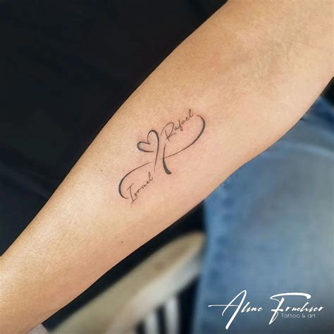 infinitos tatuajes con nombres|Infinito con nombres tattoo